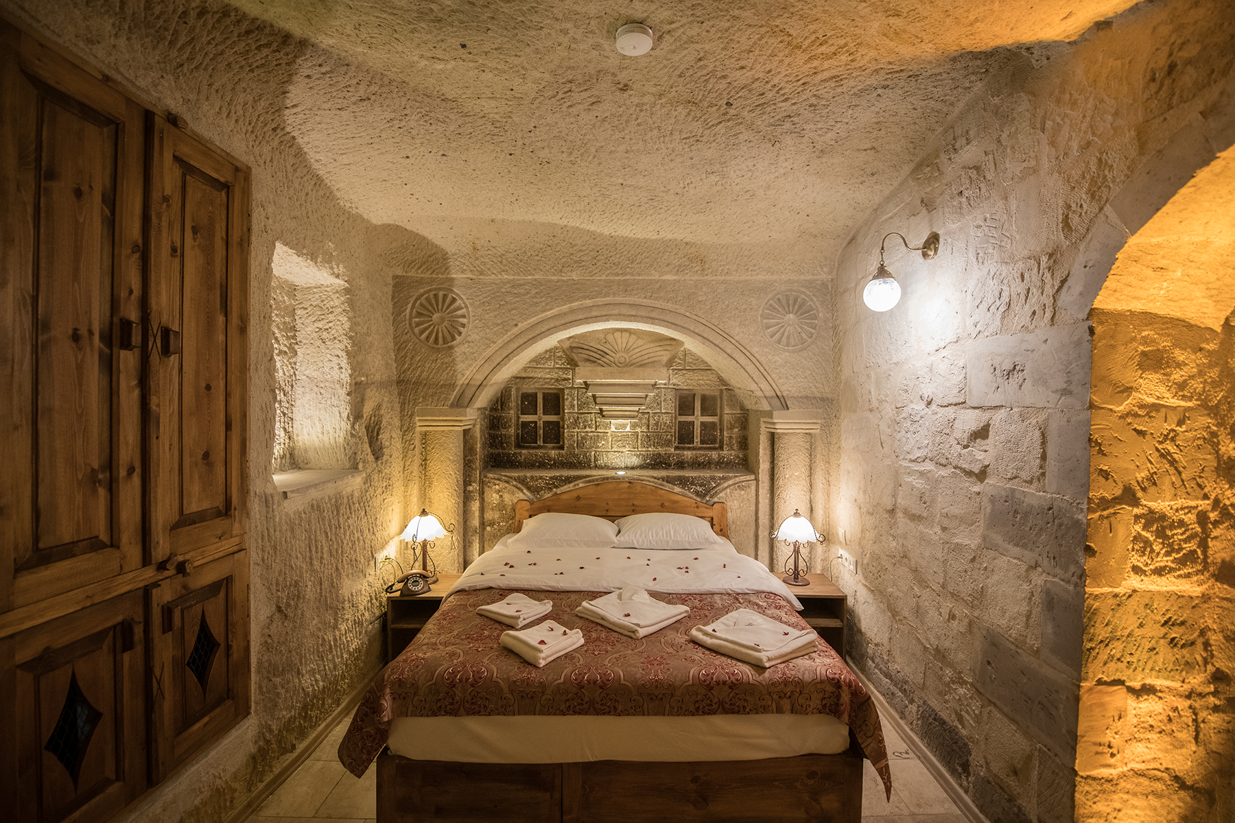 Standard Cave Rooms 301 | The Charming Cave Hotel